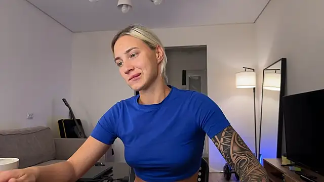 AnneBall online show from October 29, 3:14 pm