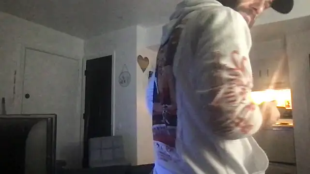 SpunCandy online show from April 12, 9:12 am