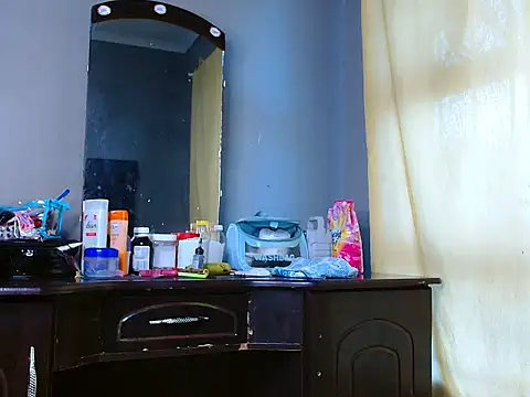 DarkDivva24 online show from February 25, 4:44 am