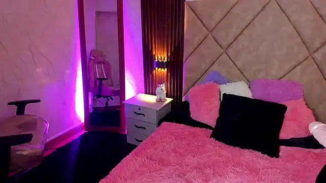 SummersAngel online show from November 6, 5:19 pm