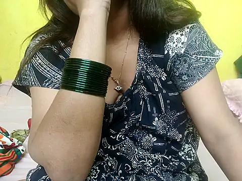 Sexyranibhabhi online show from December 2, 4:03 am