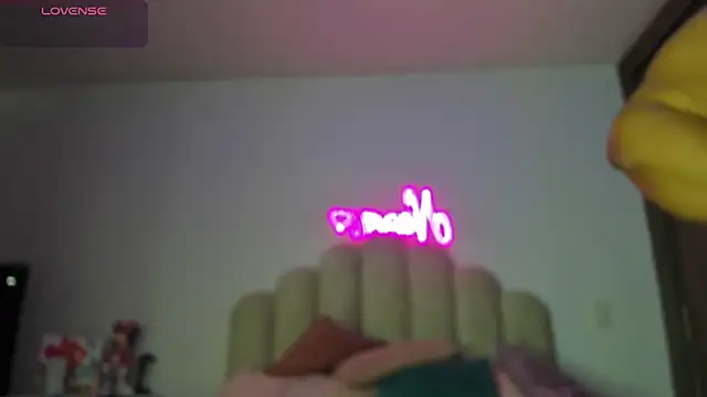 NaomiAsha online show from February 18, 8:30 pm