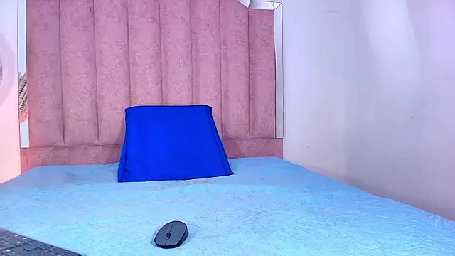 anisha x online show from September 17, 7:23 pm