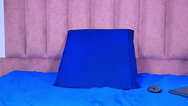 anisha x online show from September 28, 8:14 pm