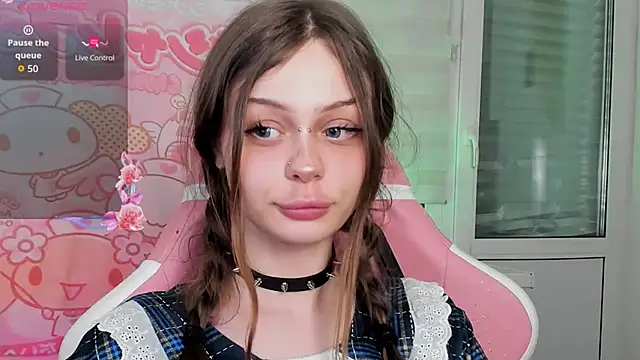 shy melony online show from March 14, 6:20 pm