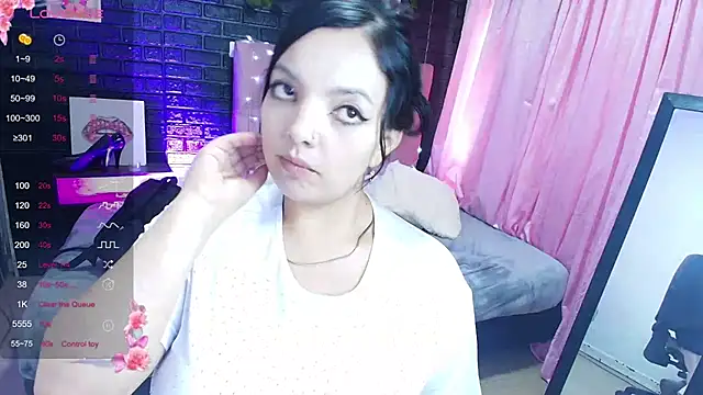 Snapshot of loren_tits24 chatting on September 26, 9:45 pm loren tits24 online show from September 26, 9:45 pm