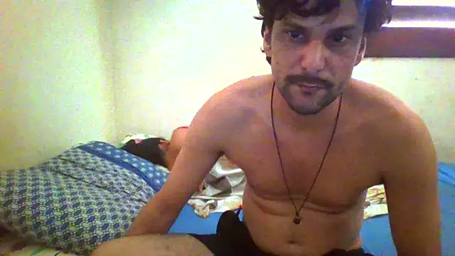 buenocouple online show from May 15, 4:54 pm