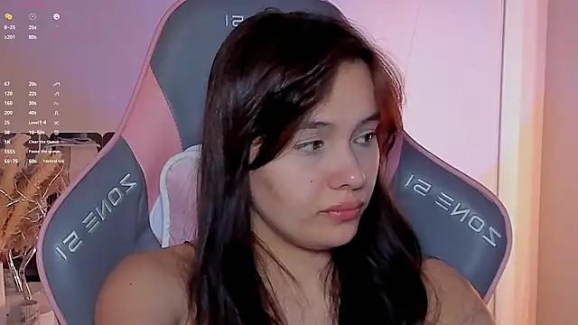  Sweetie  online show from March 10, 1:04 pm