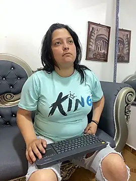 KataleyaStiward online show from December 22, 3:15 pm