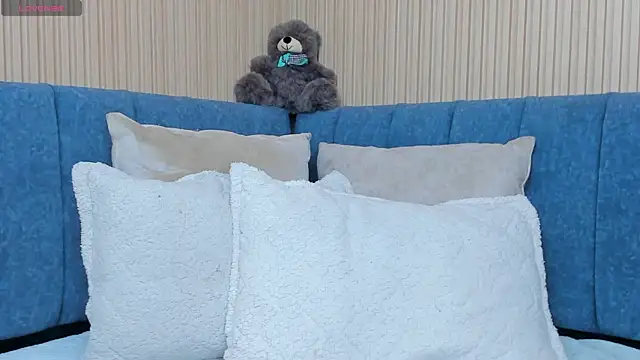 angeline teen online show from September 18, 12:15 pm