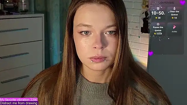 ValBae online show from October 1, 8:36 pm