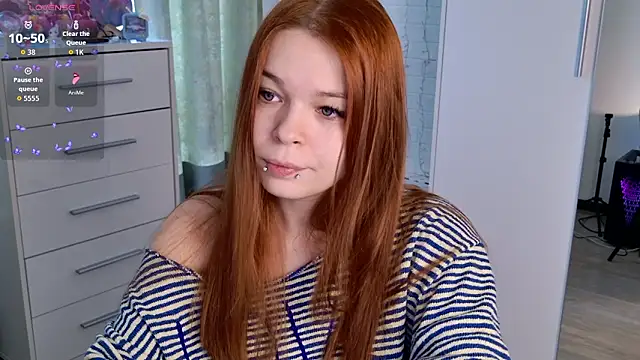 ValBae online show from March 15, 10:28 am