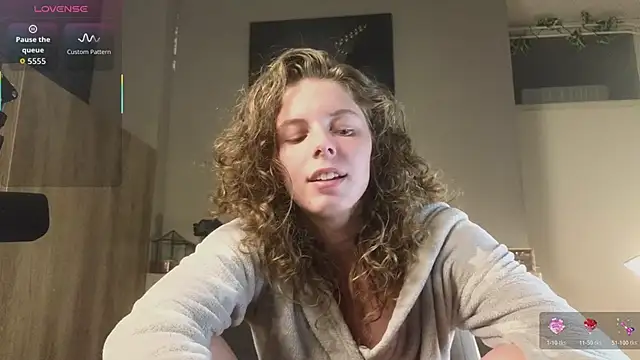 AyreenMoore online show from May 16, 7:57 pm