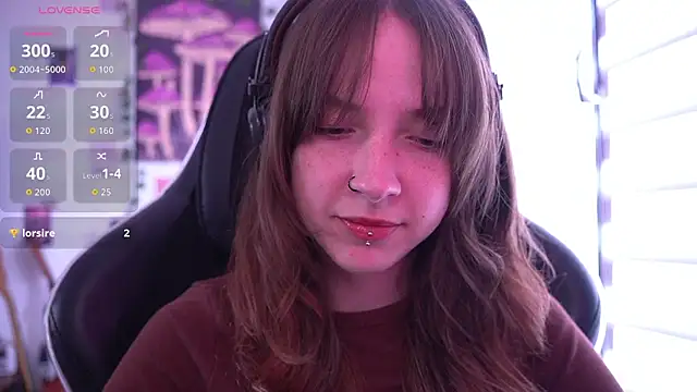 juliapie online show from April 24, 9:56 am