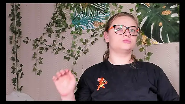 Seductive She Wolf online show from October 20, 12:52 pm