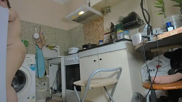 Seductive She Wolf online show from November 27, 6:38 am