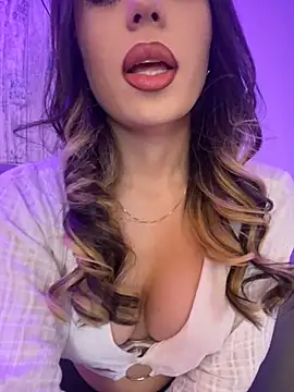 Snapshot of AbyThompson chatting on September 10, 1:44 pm AbyThompson online show from September 10, 1:44 pm