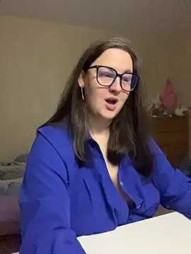 hungry1bunny online show from February 17, 8:19 pm