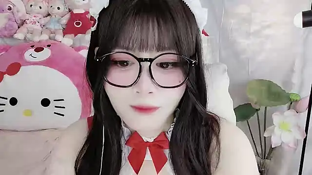 Nancy-Cindy online show from September 20, 8:40 pm