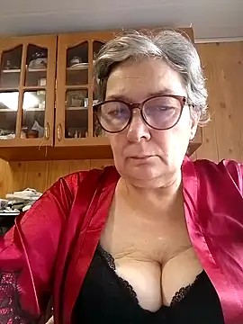 Snapshot of IrinaSweet54 chatting on October 1, 9:03 am IrinaSweet54 online show from October 1, 9:03 am
