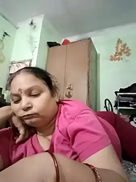 Snapshot of Kavya_kapoor chatting on October 2, 8:41 am Kavya kapoor online show from October 2, 8:41 am
