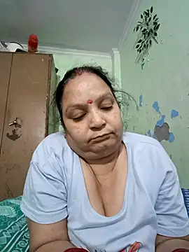 Kavya kapoor online show from October 22, 8:41 am