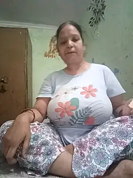 Snapshot of Kavya_kapoor chatting on October 3, 11:26 am Kavya kapoor online show from October 3, 11:26 am