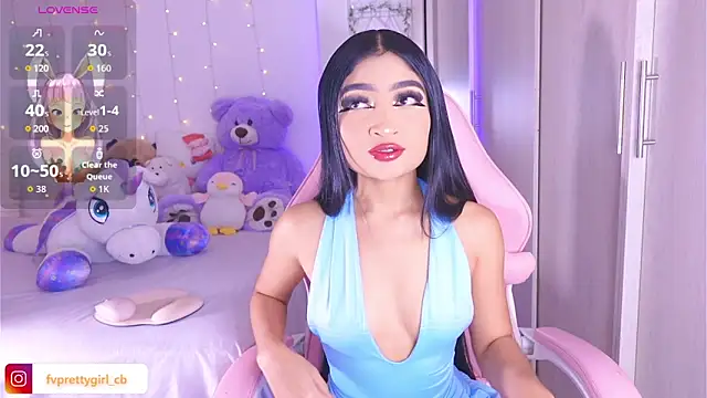 urfavprettygirl online show from April 14, 10:48 am