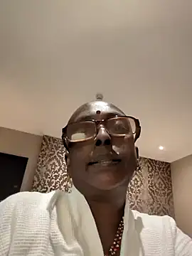 mamakarma1403 online show from April 28, 7:23 am