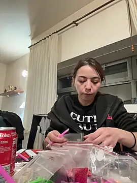 kattleya1407 online show from April 4, 2:54 am