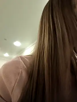 AliceBrayan online show from March 18, 5:07 pm