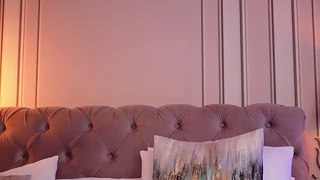 MayaVixxen online show from September 26, 3:15 am