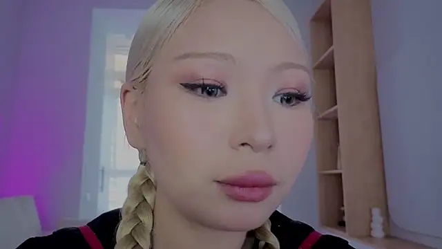 RileyMee online show from September 13, 3:36 am