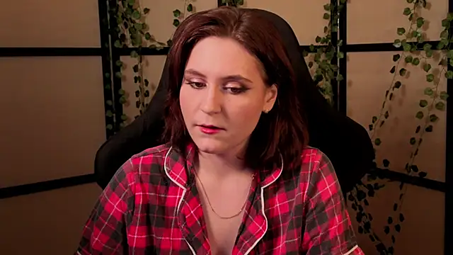 Diana Flower online show from February 21, 1:01 pm