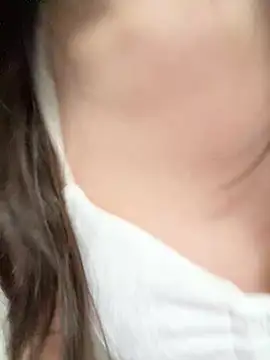 Sweet-Angel999 online show from May 28, 3:32 pm