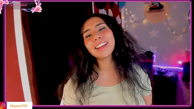 kiki cavilll online show from September 23, 4:05 pm