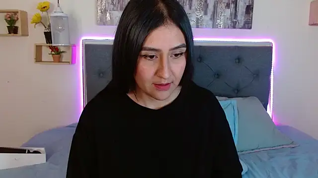 Snapshot of mia_aira chatting on September 30, 3:39 pm mia aira online show from September 30, 3:39 pm