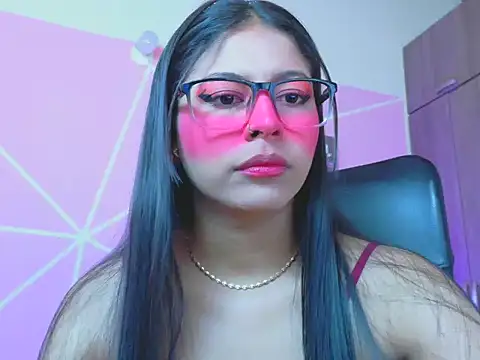  ALLYSON18  online show from April 6, 11:44 am