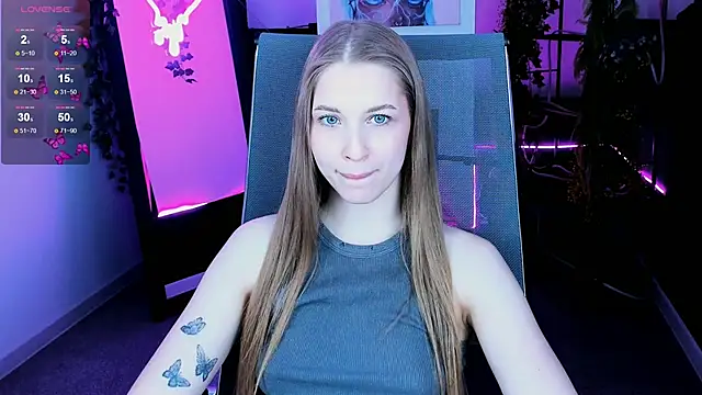 CuteMousee online show from October 21, 10:30 am