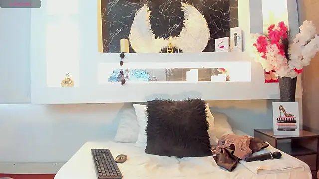 Snapshot of cinthya_fx chatting on September 15, 12:13 pm cinthya fx online show from September 15, 12:13 pm