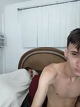 Milfvalesk online show from February 14, 7:43 am