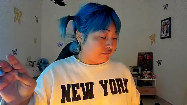 Shaddycute  online show from September 14, 10:35 am