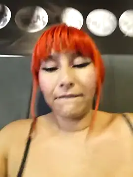 florecita9 online show from February 8, 4:22 pm