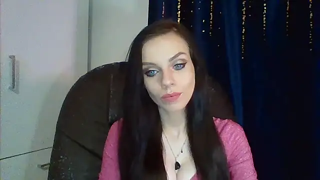 CassieSensual online show from November 12, 7:23 pm