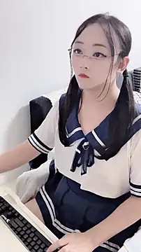 Snapshot of JiangXiaoxue chatting on October 29, 11:14 am JiangXiaoxue online show from October 29, 11:14 am