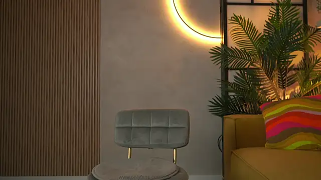 Snapshot of emma_land chatting on September 15, 7:27 am emma land online show from September 15, 7:27 am