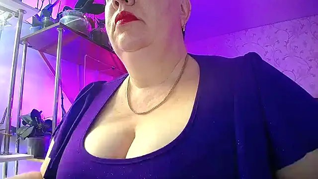  Sweet Woman online show from January 9, 7:35 am