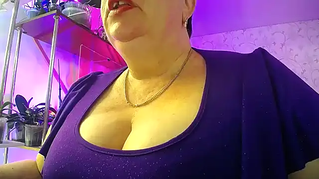  Sweet Woman online show from February 25, 1:20 pm