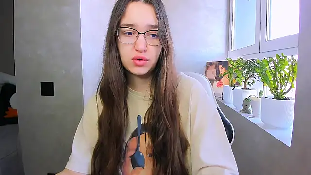 fancy bunny online show from April 1, 6:25 am