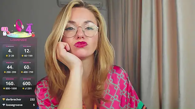 LadyIzabel online show from December 19, 6:38 am